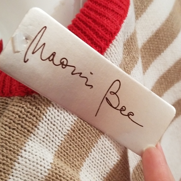 Maori Bee  Sweater Top Size S - Picture 7 of 8